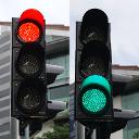 Red_and_green_traffic_signals%2C_Stamford_Road%2C_Singapore_-_20111210.jpg
